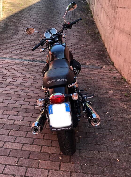 Moto Guzzi V7 Stone (2012 - 15) (4)