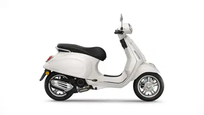 Vespa Primavera 50 (2024 - 25) nuova