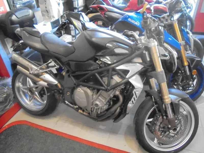 MV Agusta Brutale 750 S (2002 - 06) (2)