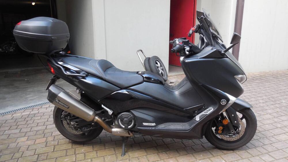 Yamaha T-Max 530 DX (2017 - 19) (2)