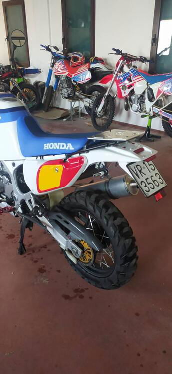 Honda Africa Twin XRV 750 (1993 - 95) (3)