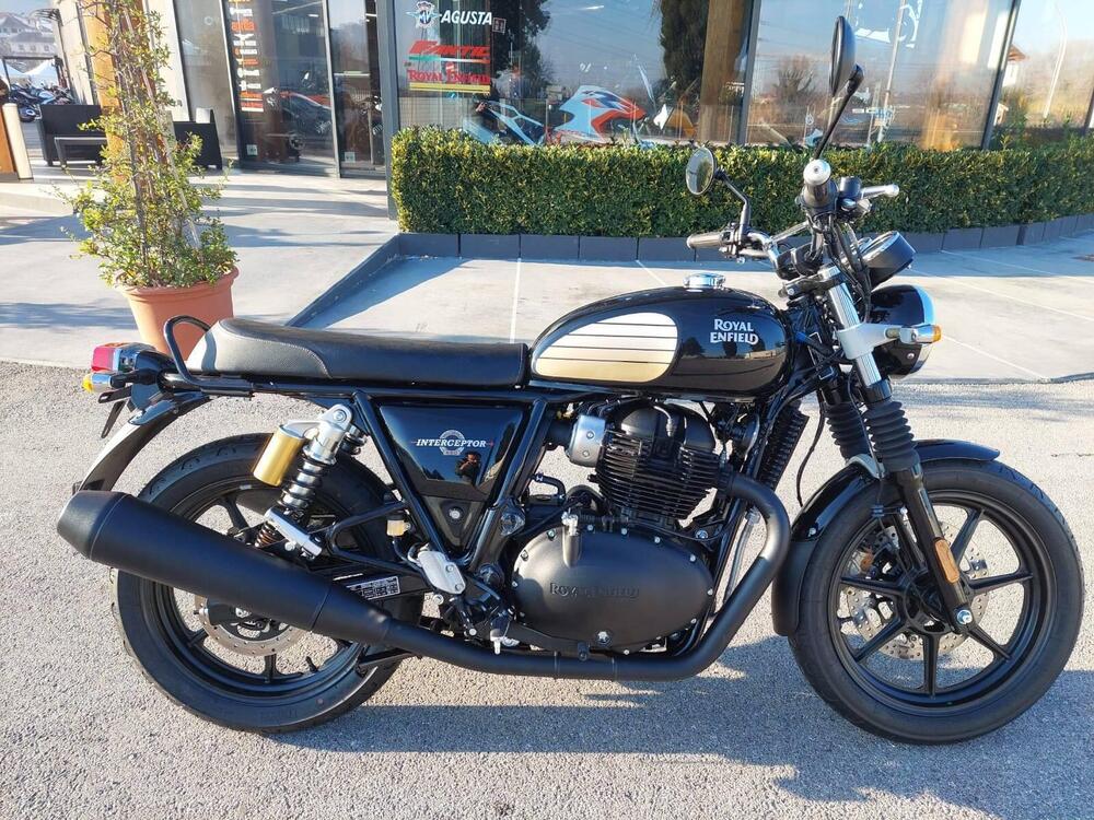 Royal Enfield Interceptor 650 (2021 - 24) (2)