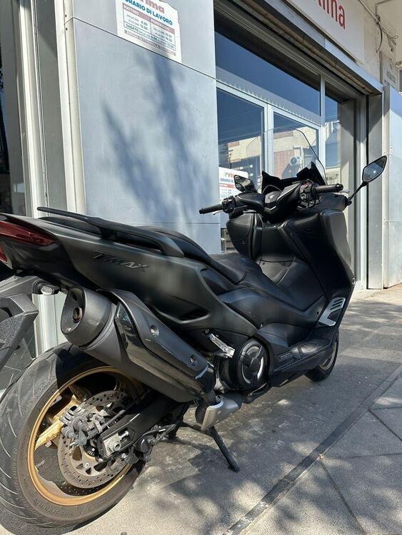 Yamaha T-Max 560 Tech Max (2021) (3)