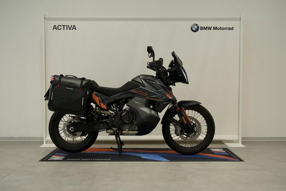 KTM 890 Adventure (2021)