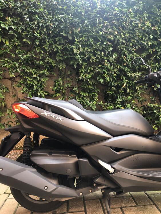 Yamaha X-Max 400 ABS (2017 - 20) (4)