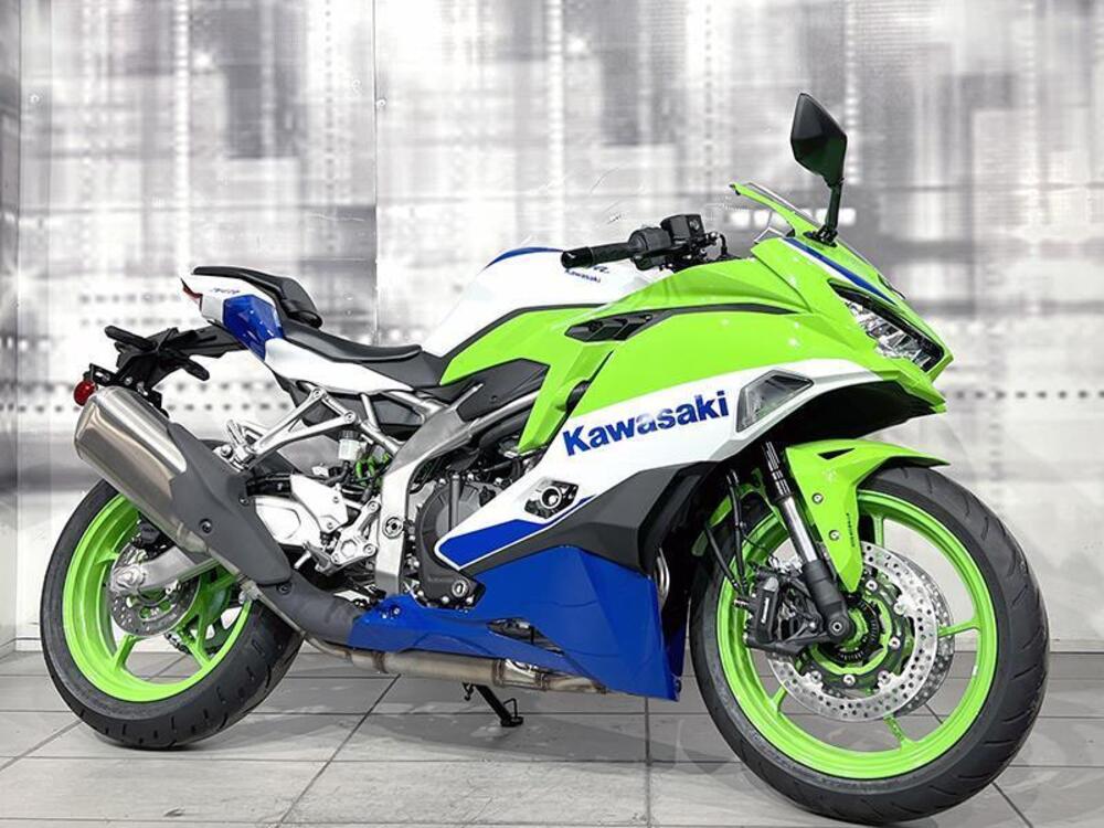 Kawasaki Ninja ZX-4RR (2024)