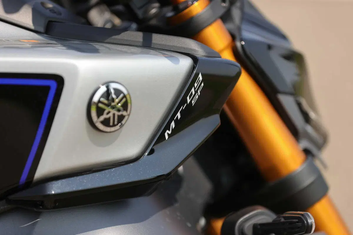 Yamaha MT-09 SP 2024 TEST: ancora più Hooligan. Come va, Pro e Contro, la prova su strada [VIDEO E GALLERY] (34)