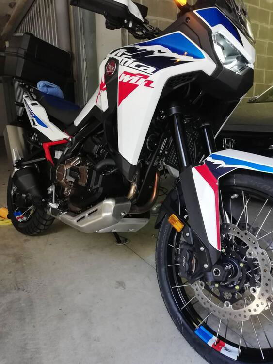 Honda Africa Twin CRF 1100L ES DCT (2024)