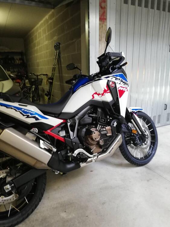 Honda Africa Twin CRF 1100L ES DCT (2024) (3)