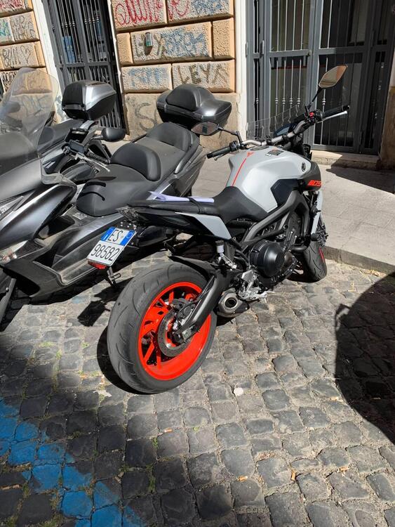 Yamaha MT-09 SP (2018 - 20) (4)