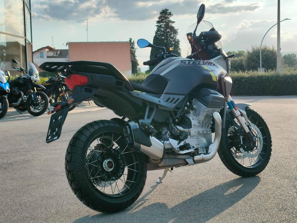 Moto Guzzi Stelvio PFF (2024) (3)