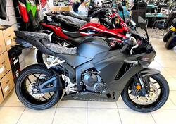 Honda CBR 600 RR (2024) nuova