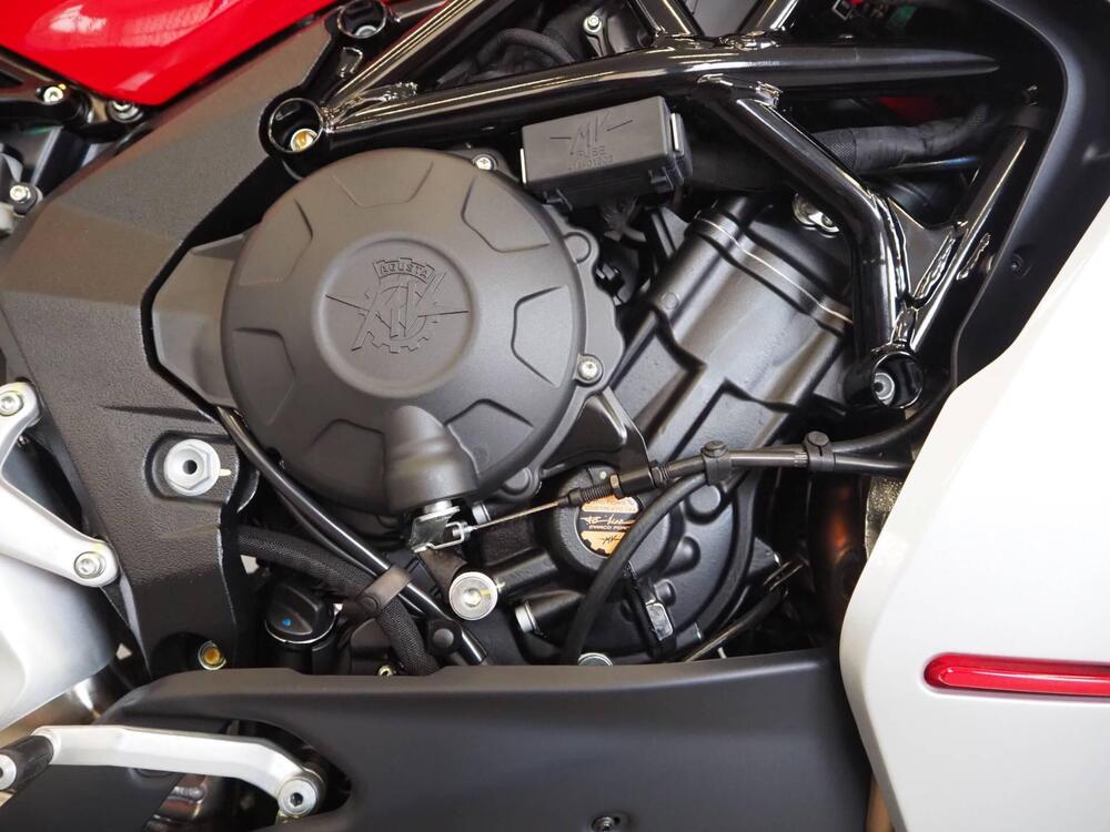 MV Agusta Superveloce 800 (2021 - 24) (2)