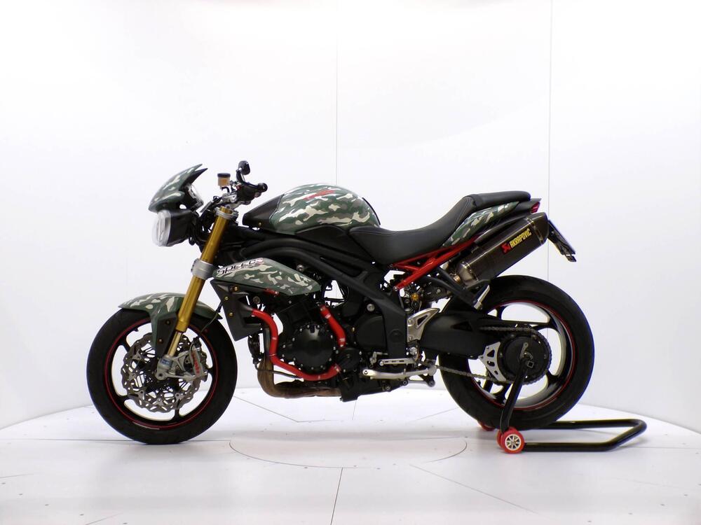 Triumph Speed Triple 1050 R ABS (2011 - 15) (4)