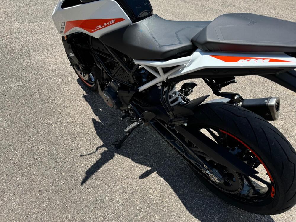 KTM 390 Duke (2021 - 23) (3)