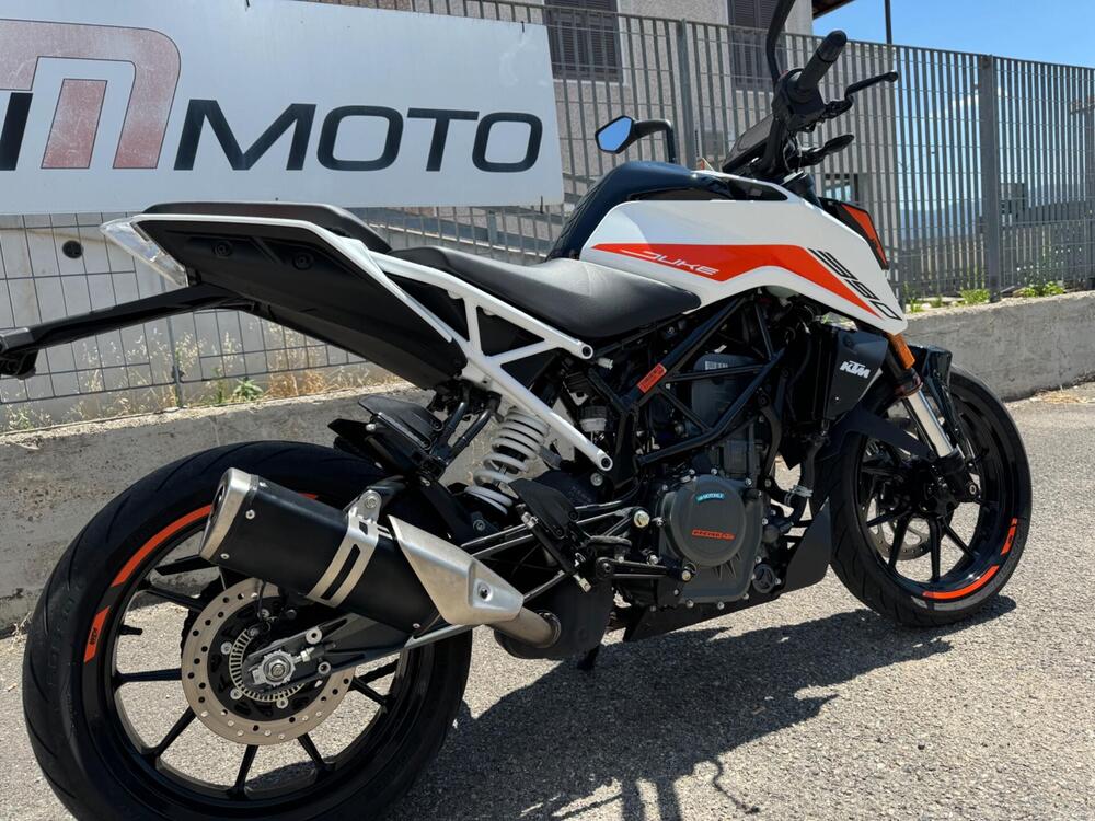 KTM 390 Duke (2021 - 23) (4)