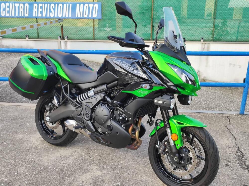 Kawasaki Versys 650 Tourer Plus (2021)