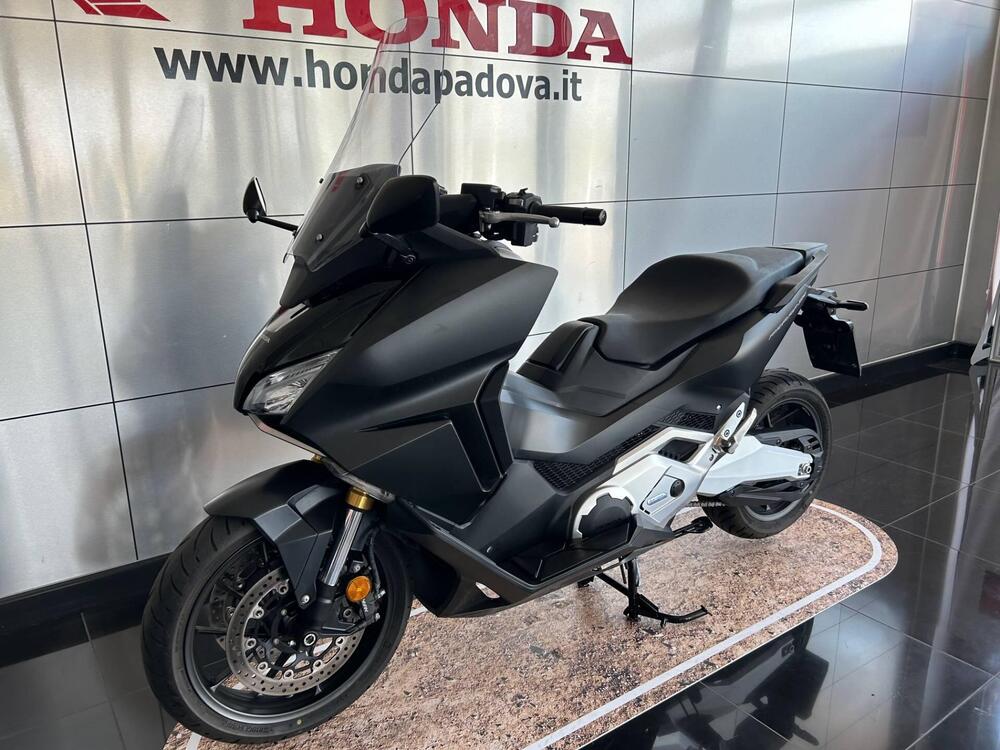 Honda Forza 750 DCT (2021 - 24) (5)