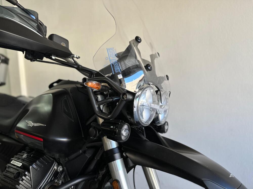 Moto Guzzi V85 TT (2021 - 23) (5)