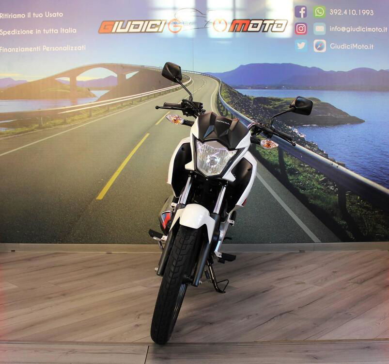 Honda CB 125 F (2015 - 16) (2)