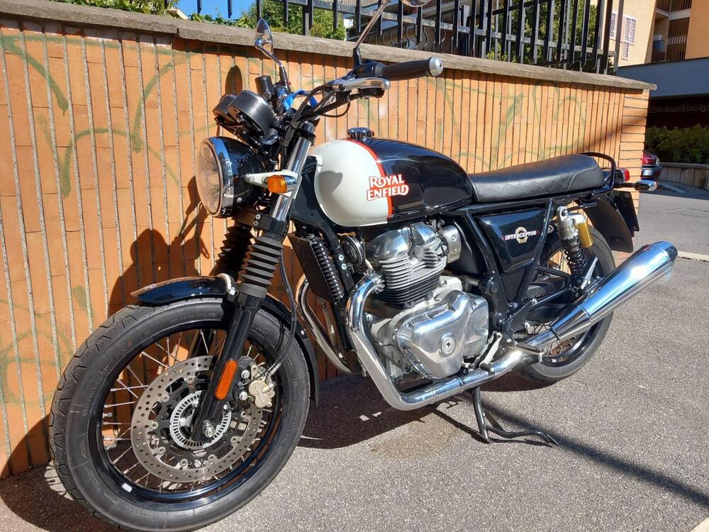 Royal Enfield Interceptor 650 (2021 - 24) (2)