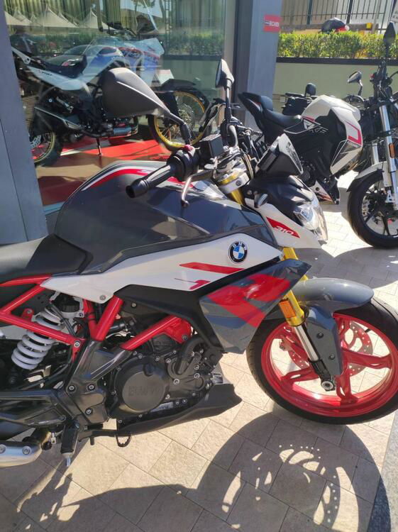 Bmw G 310 R (2021 - 24) (3)