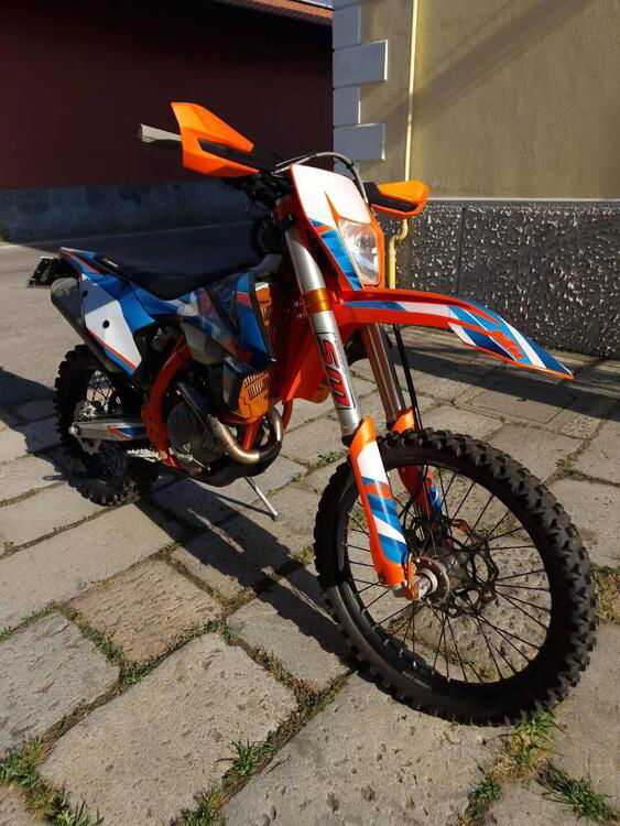 KTM EXC 350 F Six Days (2018) (2)