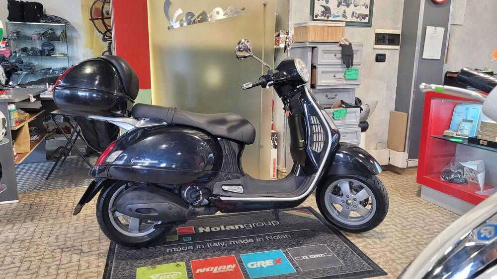 Vespa Granturismo 200 L