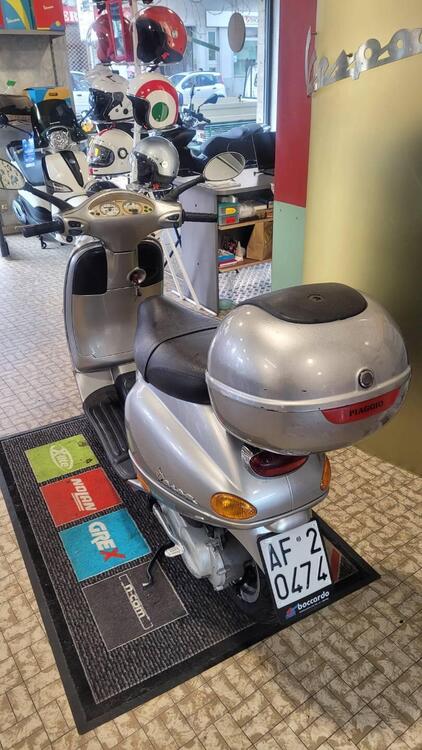 Vespa 125 ET4 (1996 - 01) (4)