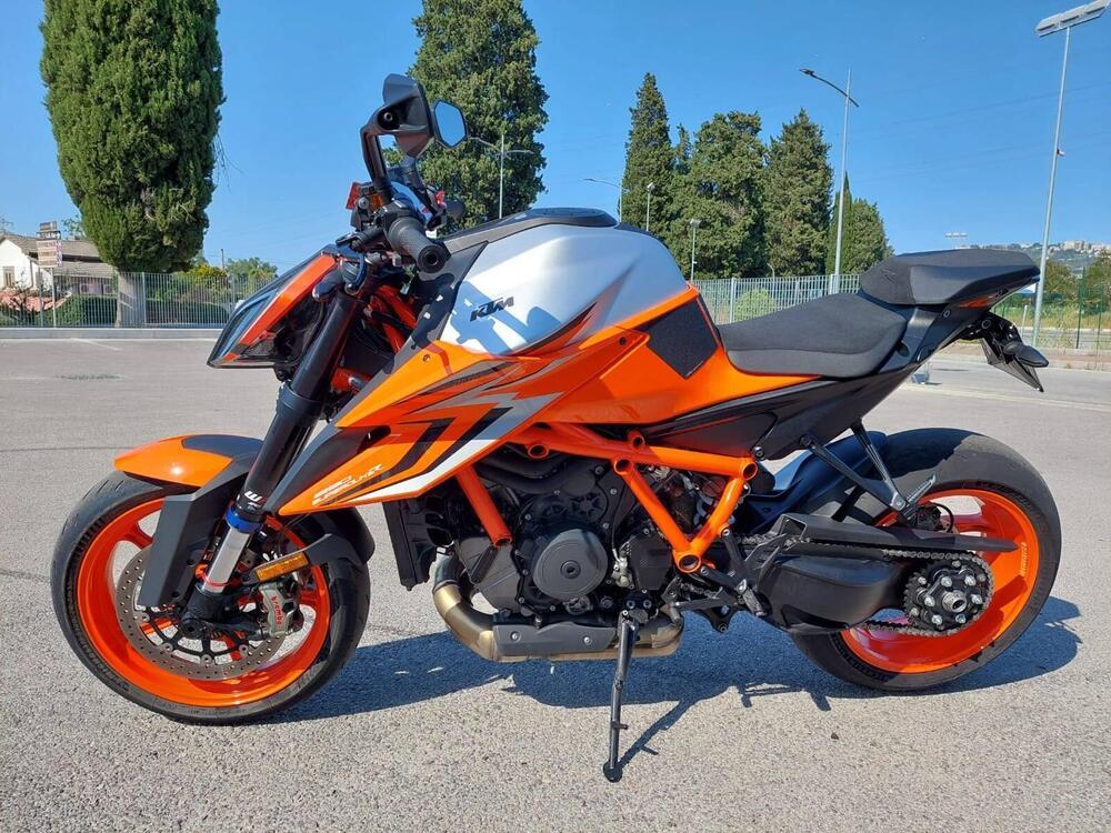 KTM 1290 Super Duke R Evo (2022 - 23) (3)