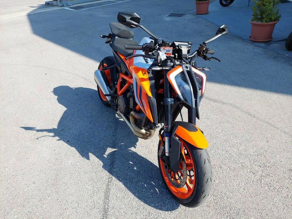 KTM 1290 Super Duke R Evo (2022 - 23) (5)