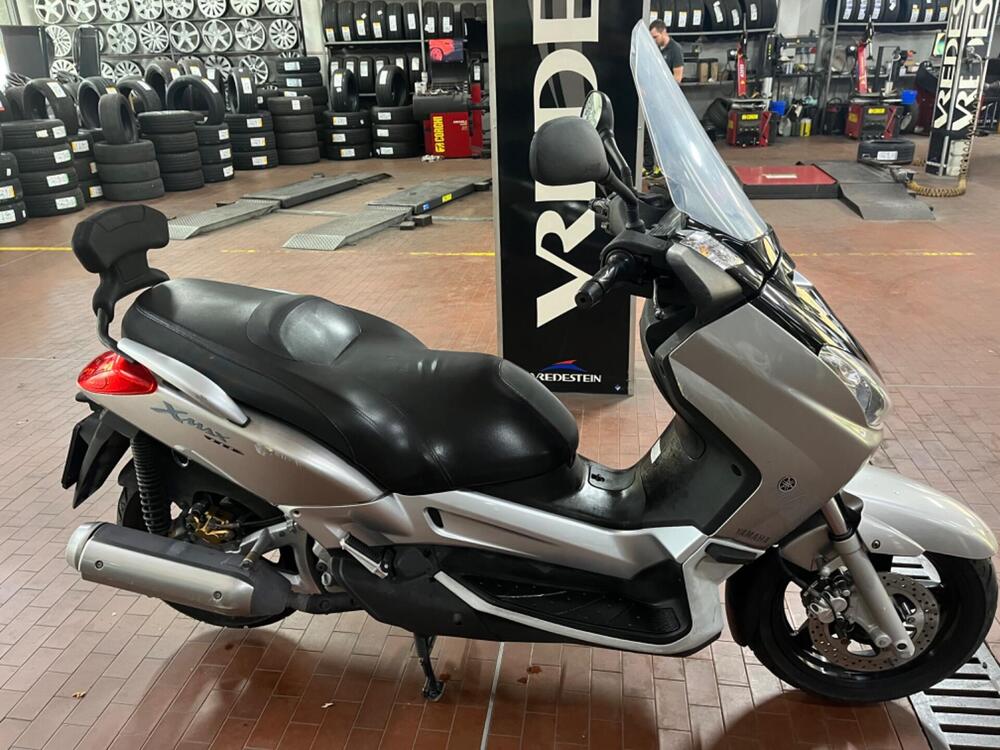 Yamaha X-Max 250 (2014 - 16) (3)