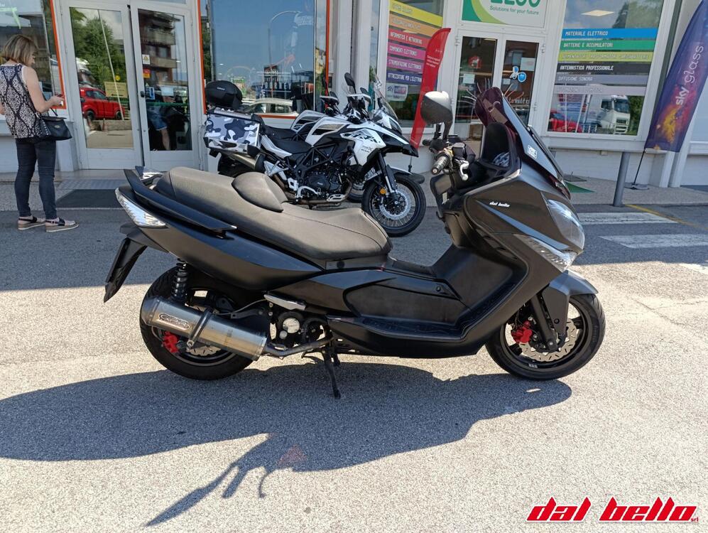 Kymco Xciting 300i (3)