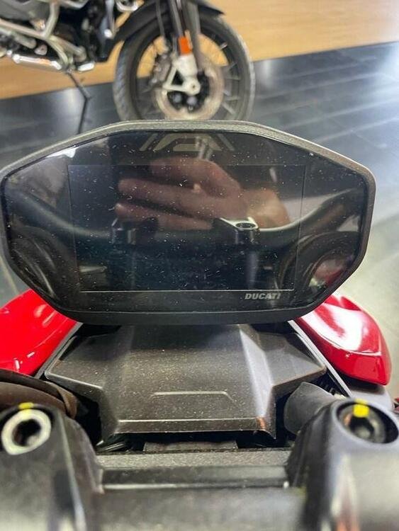 Ducati Streetfighter V2 (2022 - 24) (5)