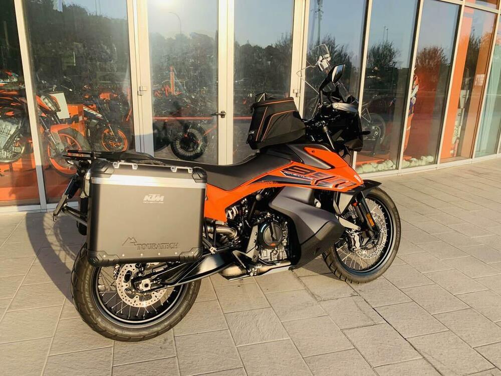 KTM 890 Adventure (2021) (4)