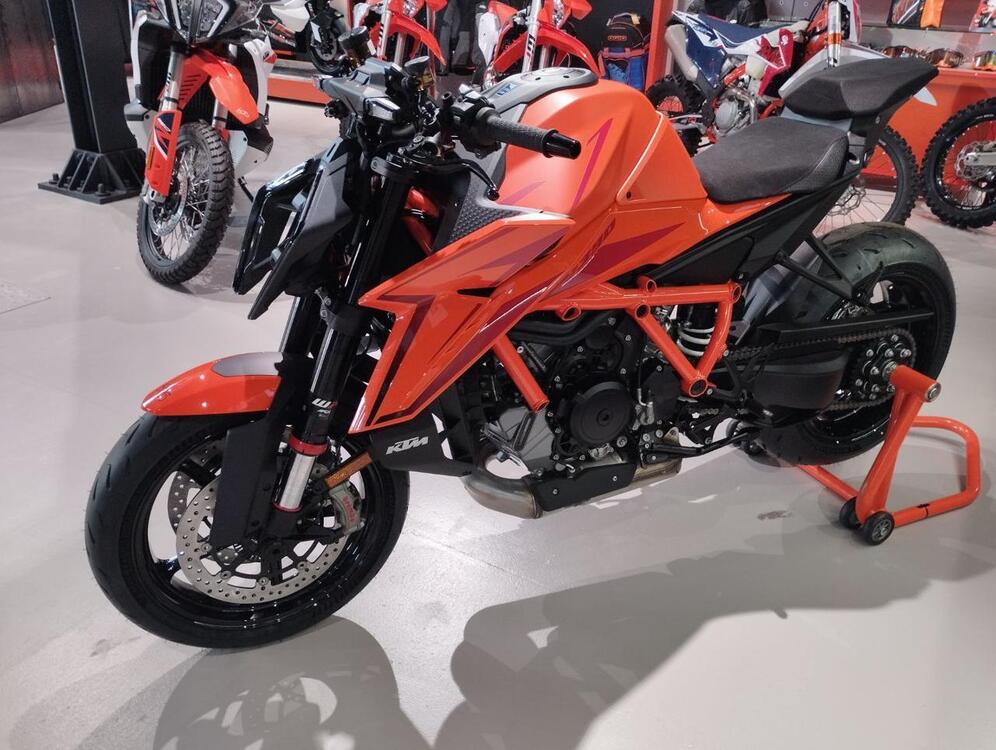 KTM 1390 Super Duke R (2024) (3)