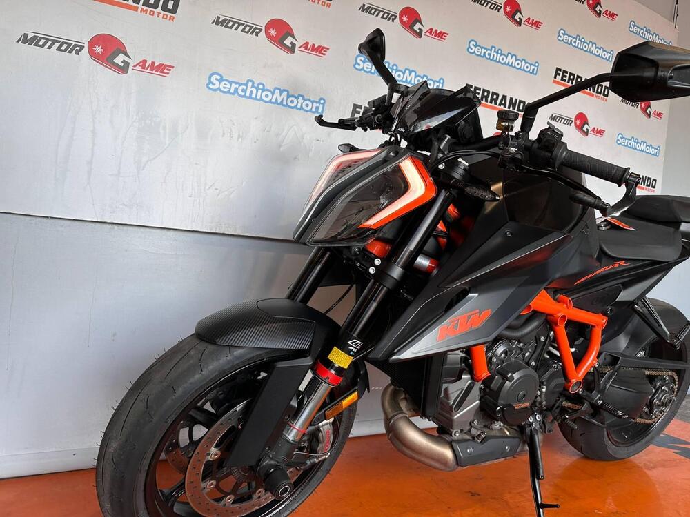 KTM 1290 Super Duke R (2021) (3)