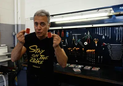 Pastiglie Newfren: dimmi che colore hai e ti dir&ograve; chi sei [VIDEO]
