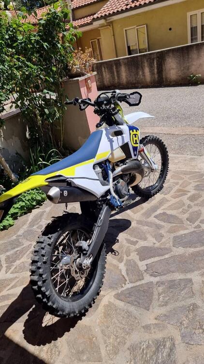 Husqvarna TE 300i (2023)