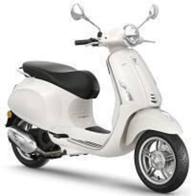 Vespa Primavera 125 (2024) (2)