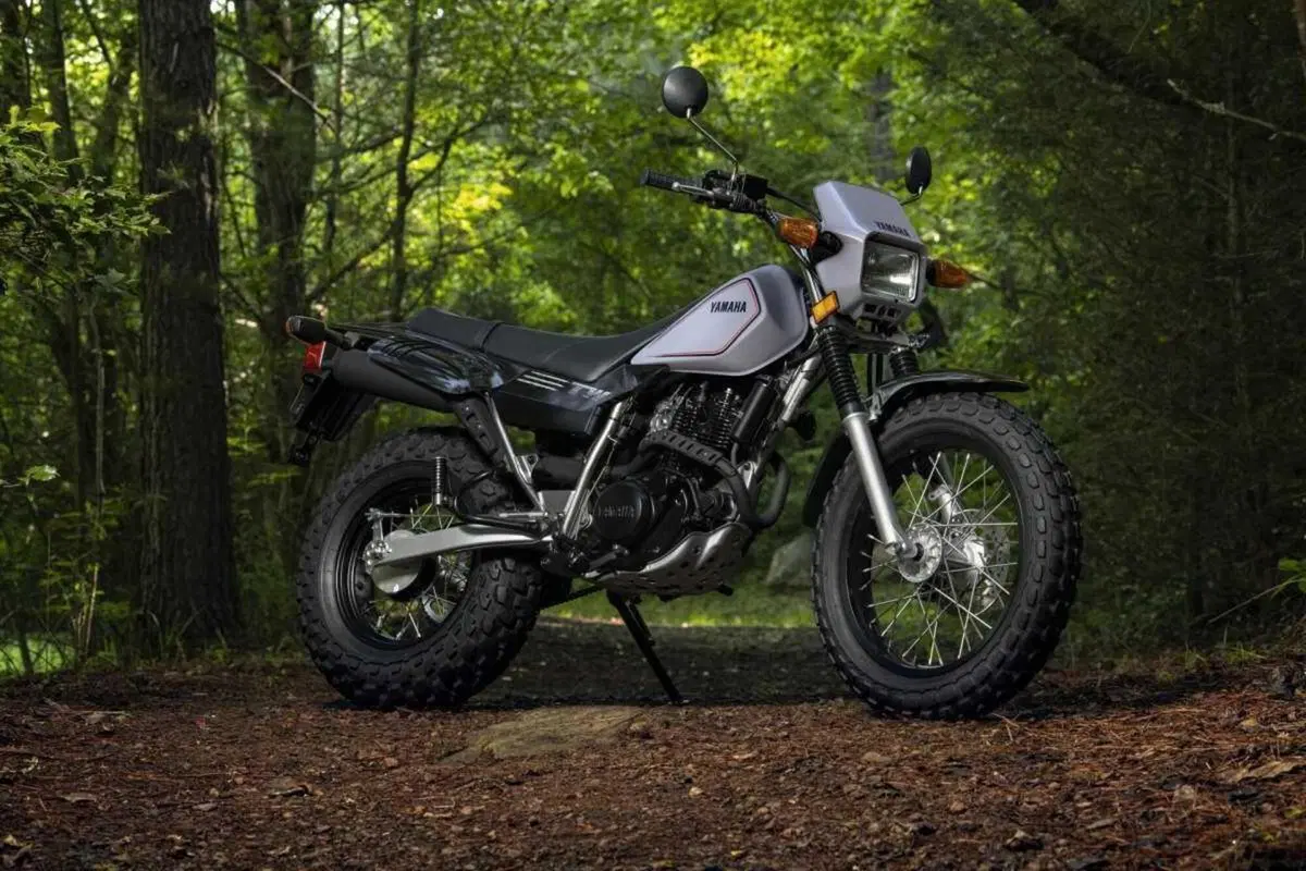 Ecco la TW 200 model year 2025! Ma la vendono in America...