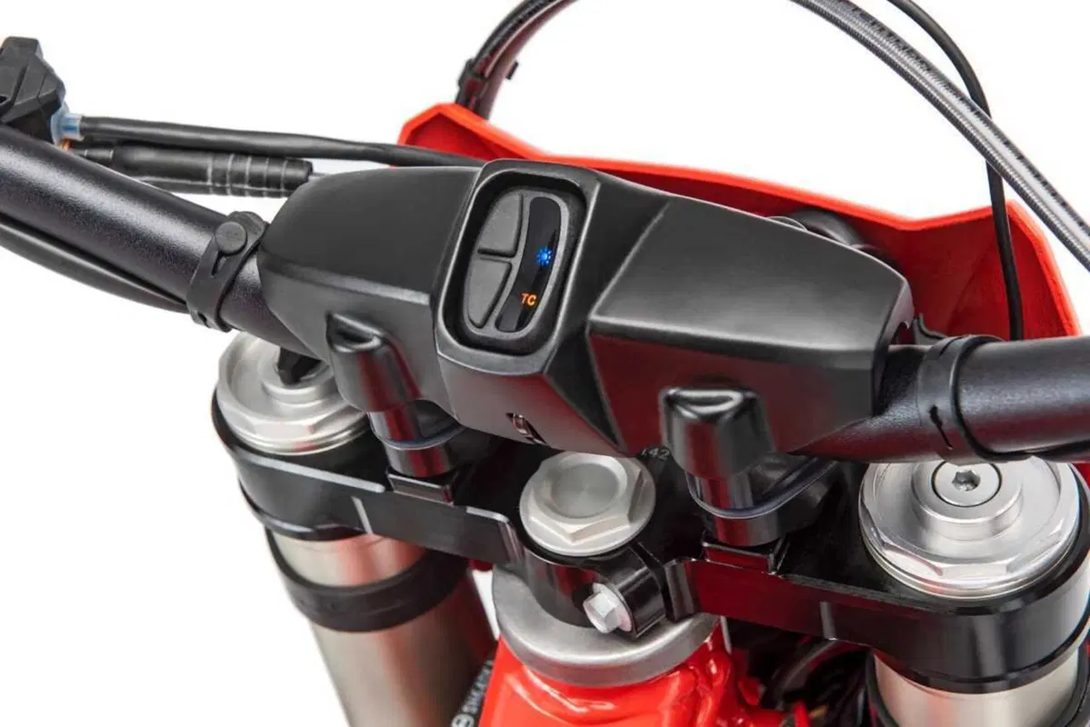 Enduro reinventato con la nuova gamma Beta RX Pro 2025 [VIDEO] (9)