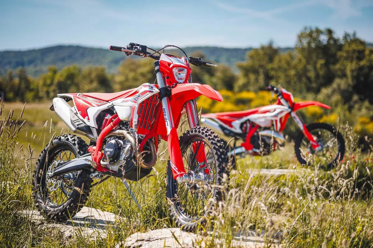 Enduro reinventato con la nuova gamma Beta RX Pro 2025 [VIDEO] (14)