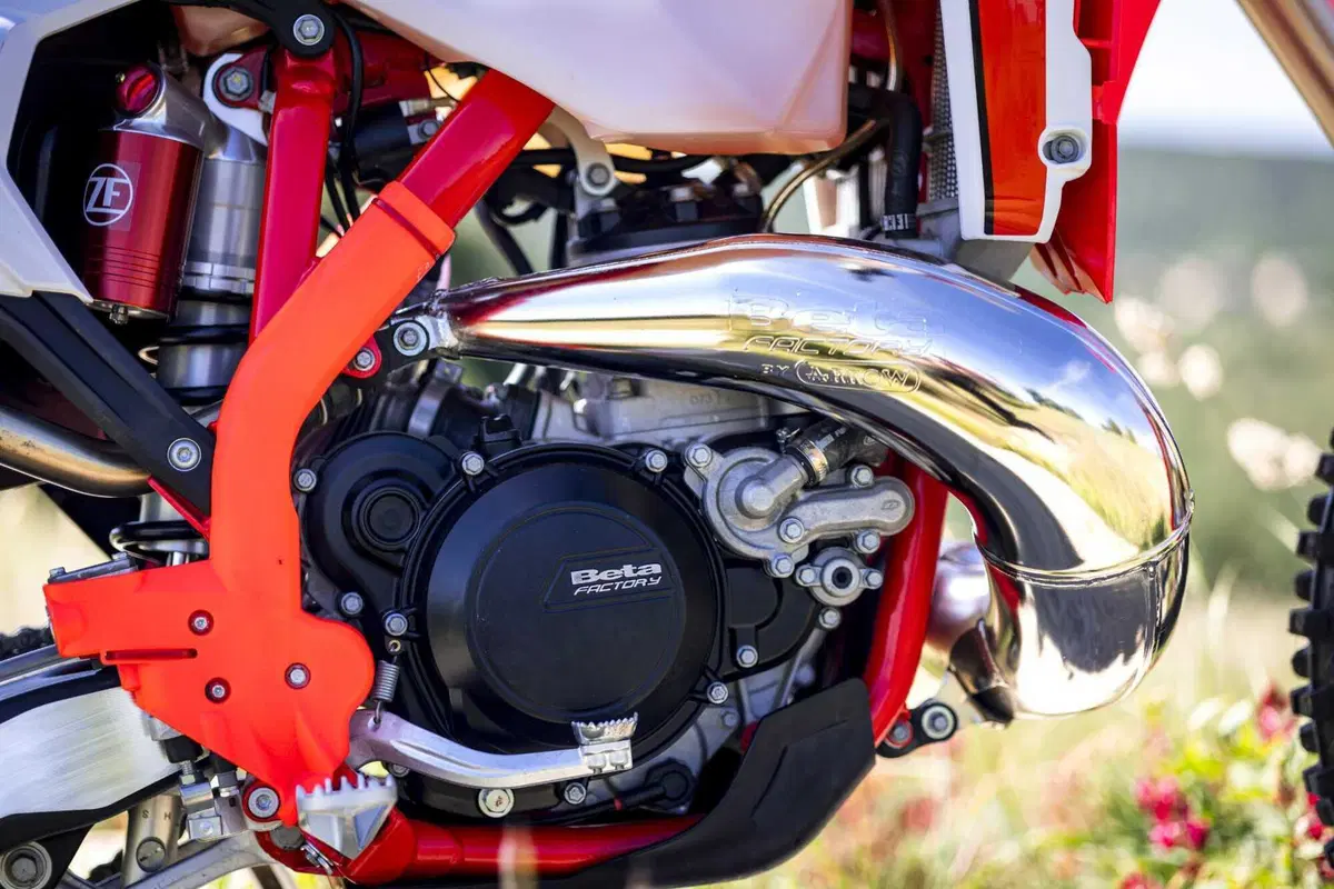Enduro reinventato con la nuova gamma Beta RX Pro 2025 [VIDEO] (24)