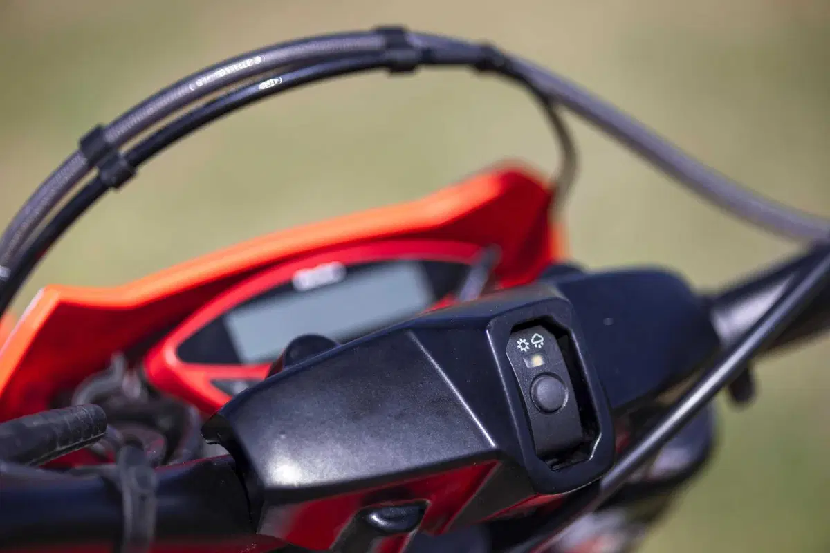 Enduro reinventato con la nuova gamma Beta RX Pro 2025 [VIDEO] (37)