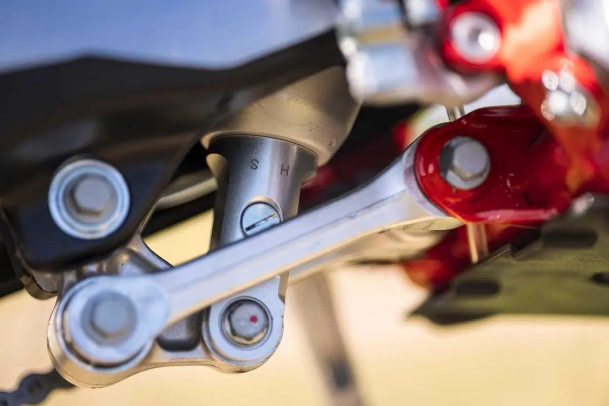 Enduro reinventato con la nuova gamma Beta RX Pro 2025 [VIDEO] (45)