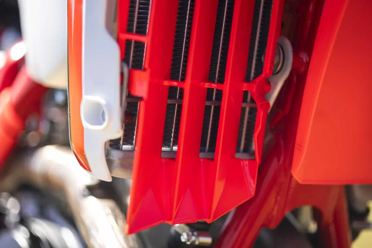 Enduro reinventato con la nuova gamma Beta RX Pro 2025 [VIDEO] (56)