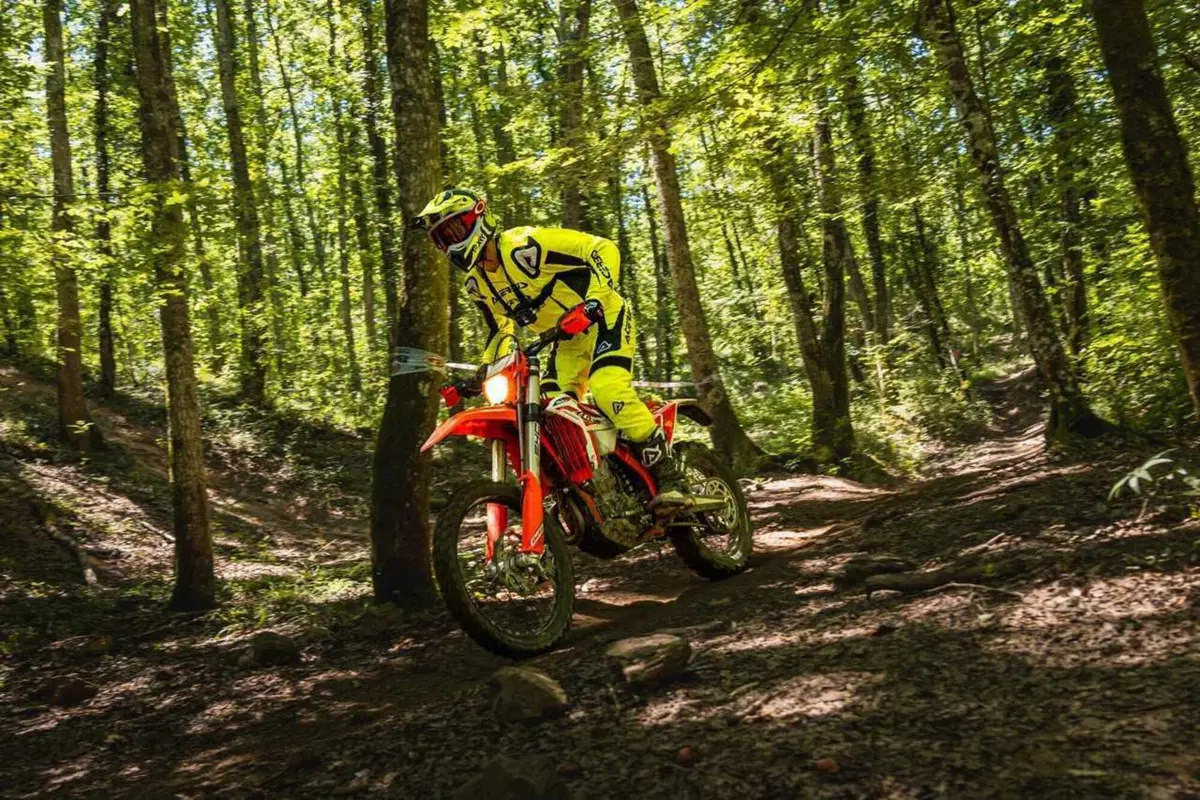 Enduro reinventato con la nuova gamma Beta RX Pro 2025 [VIDEO] (8)