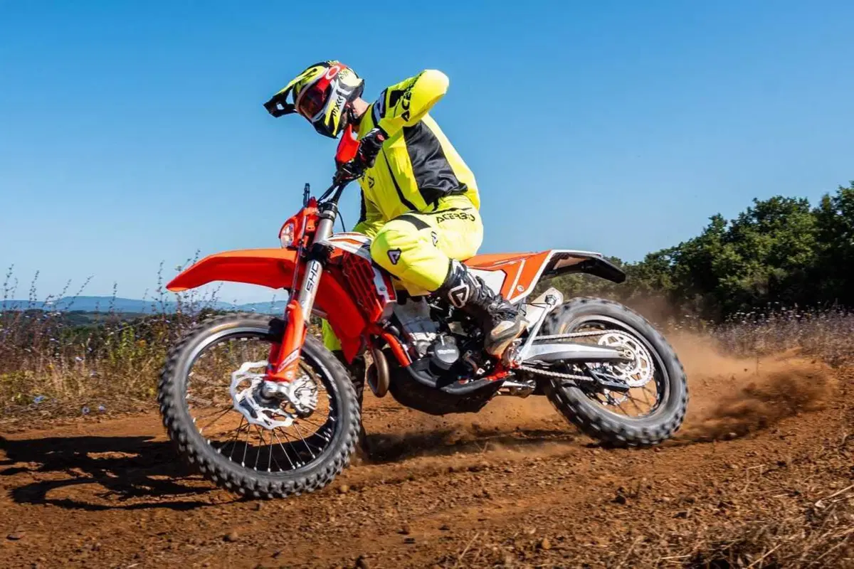 Enduro reinventato con la nuova gamma Beta RX Pro 2025 [VIDEO] (30)