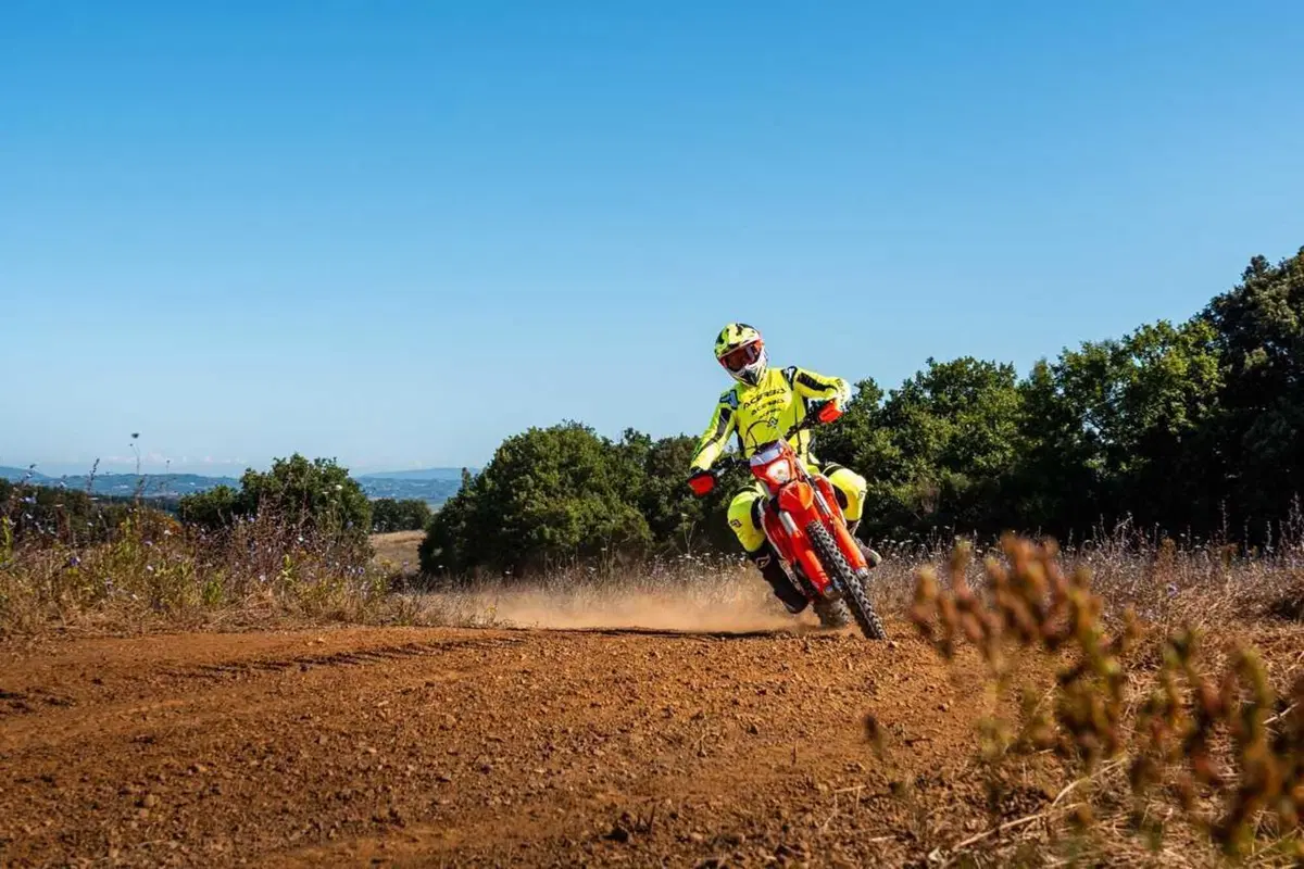 Enduro reinventato con la nuova gamma Beta RX Pro 2025 [VIDEO] (32)